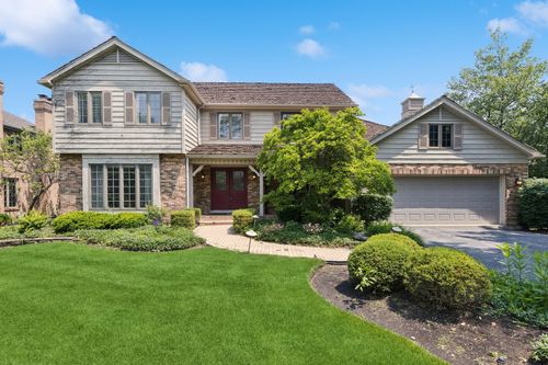7565 Woodland Ln, Burr Ridge, IL, 60527-5168 | Card Image