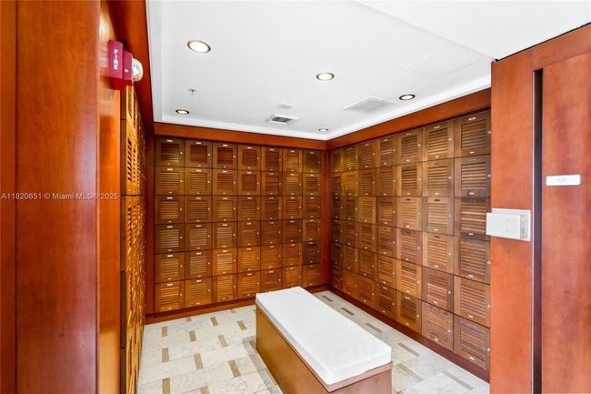 APT-707 - 31 Se 5 Th St, Condo with 1 bedrooms, 1 bathrooms and null parking in Miami FL | Image 31