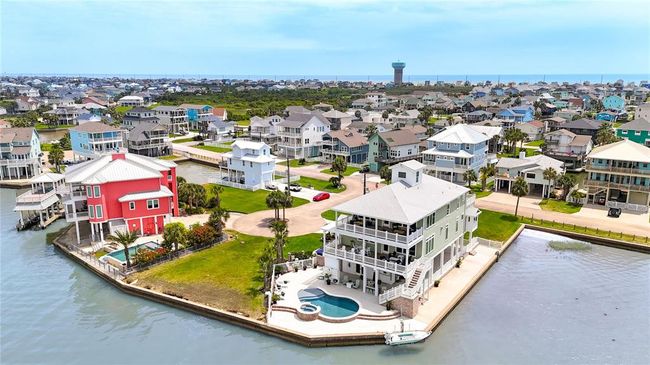 0 Que Sabe, Home with 0 bedrooms, 0 bathrooms and null parking in Galveston TX | Image 11