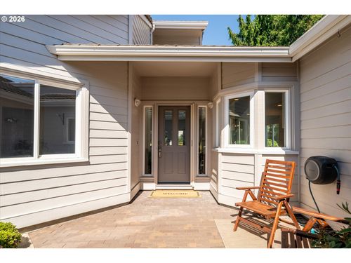 370 Magnolia Dr, Creswell, OR, 97426-9432 | Card Image