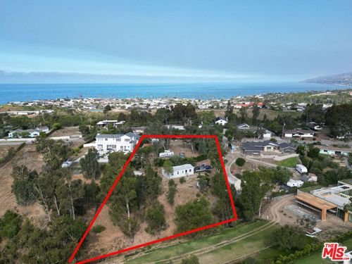 6636 Wandermere Road, Malibu, CA, 90265 | Card Image