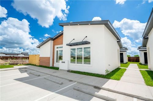 a-3548 Hidalgo Cir, Brownsville, TX, 78520-2946 | Card Image