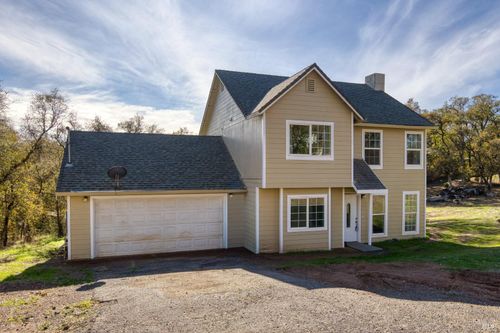 16055 29th Ave, Clearlake, CA, 95422 | Card Image