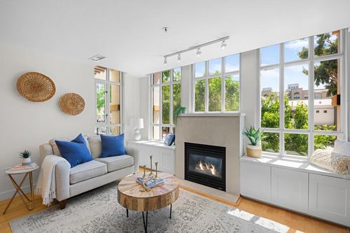 unit-202-700 W Harbor Dr, San Diego, CA, 92101-7754 | Card Image