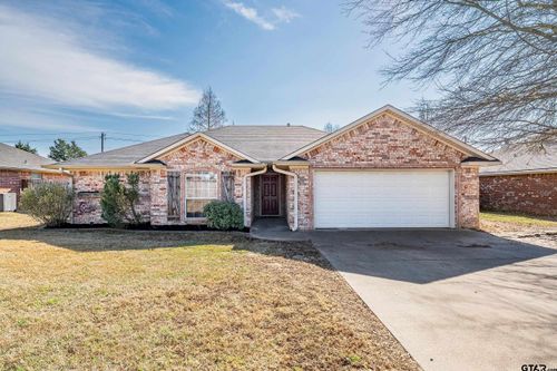 19541 Running West Dr, Flint, TX, 75762-6322 | Card Image