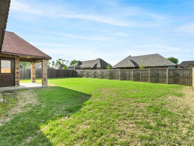 305 Hidden Path, House other with 3 bedrooms, 2 bathrooms and null parking in Ardmore OK | Image 24
