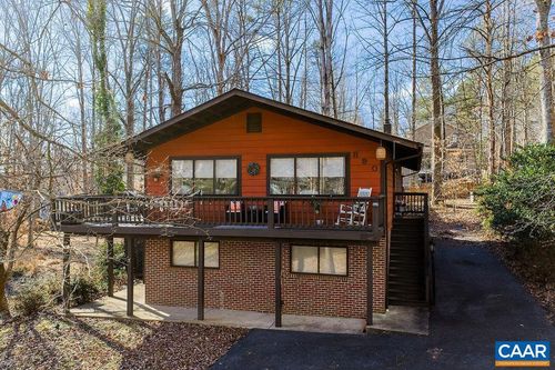 890 Jefferson Dr, PALMYRA, VA, 22963-3303 | Card Image