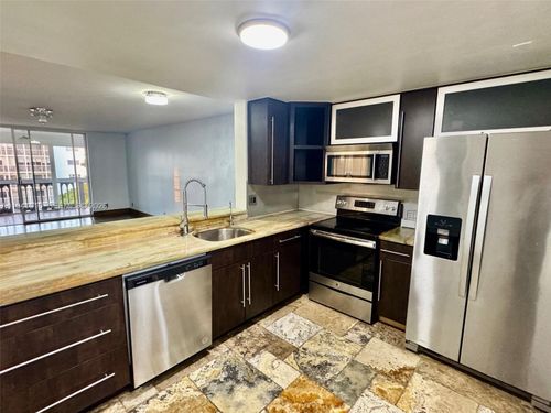 apt-501-900 Ne 12th Ave, Hallandale Beach, FL, 33009-2656 | Card Image