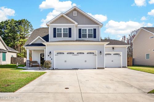 829 Tuscarora Trl, Jacksonville, NC, 28546-6402 | Card Image