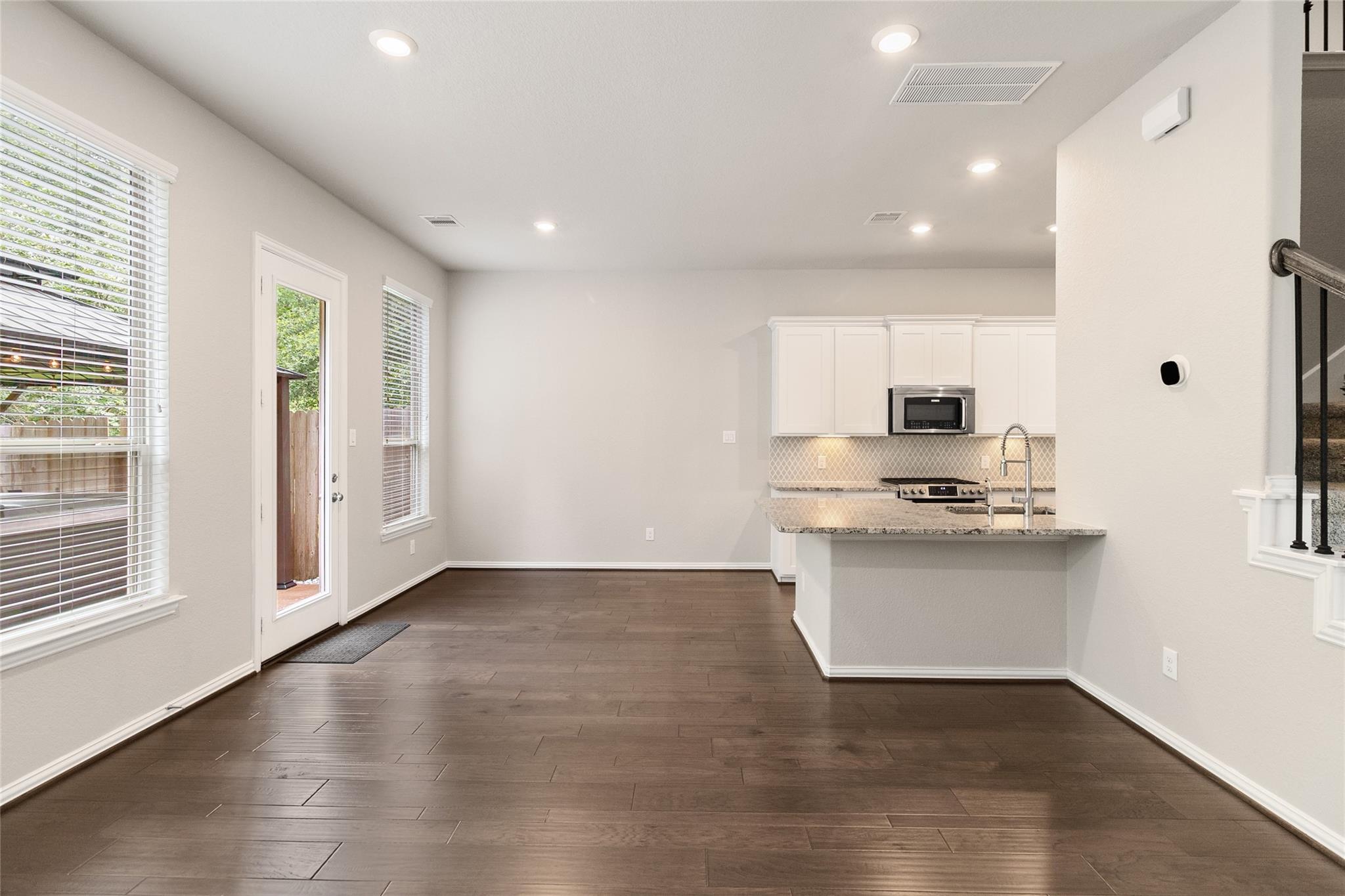 Residential Lease in Conroe 5