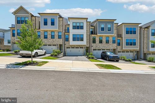 13719 Hunt Valley Ct, COCKEYSVILLE, MD, 21030-1496 | Card Image