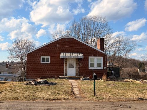 3802 Grant St, South Park, PA, 15129-9303 | Card Image