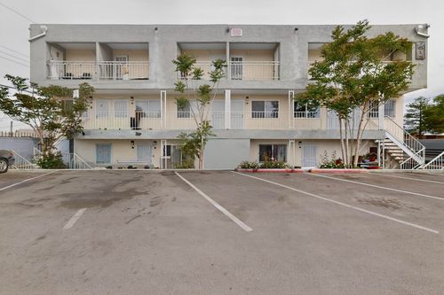 7615 Chico Rd Ne, Albuquerque, NM, 87108-2164 | Card Image