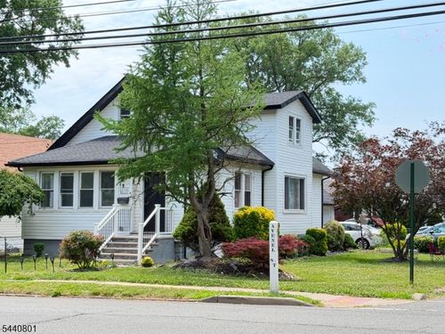 273 Avenel St, Avenel, NJ, 07001-1468 | Card Image