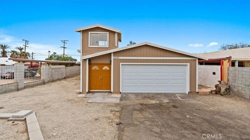 66297 6th St, Desert Hot Springs, CA, 92240-3147 | Card Image