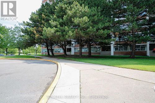 45 Silver Springs Blvd, Toronto, ON, M1V1R2 | Card Image