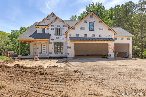 8234 Cascade Road Se, Ada, MI, 49301 | Card Image
