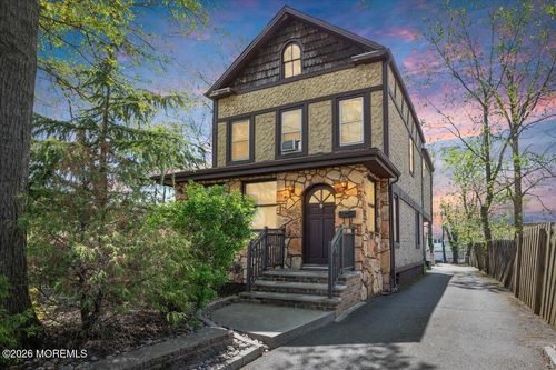 225 Freeman St, Woodbridge, NJ, 07095-3136 | Card Image