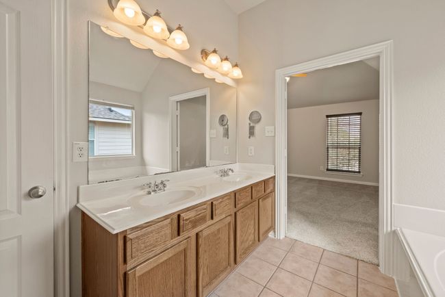 361 Conroe Cir, House other with 3 bedrooms, 3 bathrooms and null parking in Argyle TX | Image 27