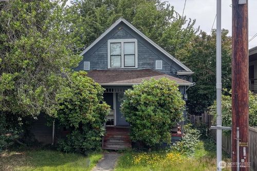 522 Williams Ave N, Renton, WA, 98057-5457 | Card Image