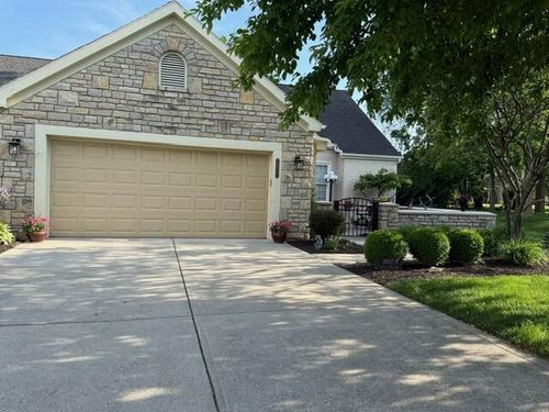 2637 Vililly Cir W, Grove City, OH, 43123-8898 | Card Image