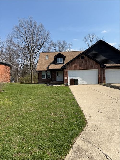 4341 Frontenac Dr, Beavercreek, OH, 45440-3243 | Card Image