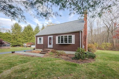 406 South St, Foxboro, MA, 02035-2771 | Card Image