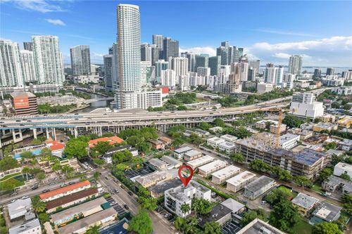 apt-301-444 Sw 4th St, Miami, FL, 33130-1472 | Card Image