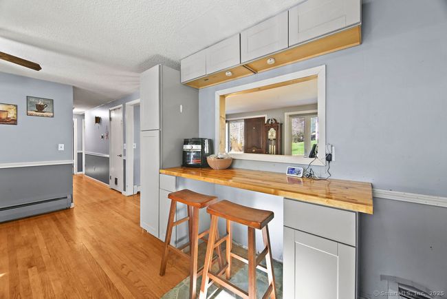 20 Sims Rd, House other with 3 bedrooms, 2 bathrooms and 4 parking in Bristol CT | Image 10