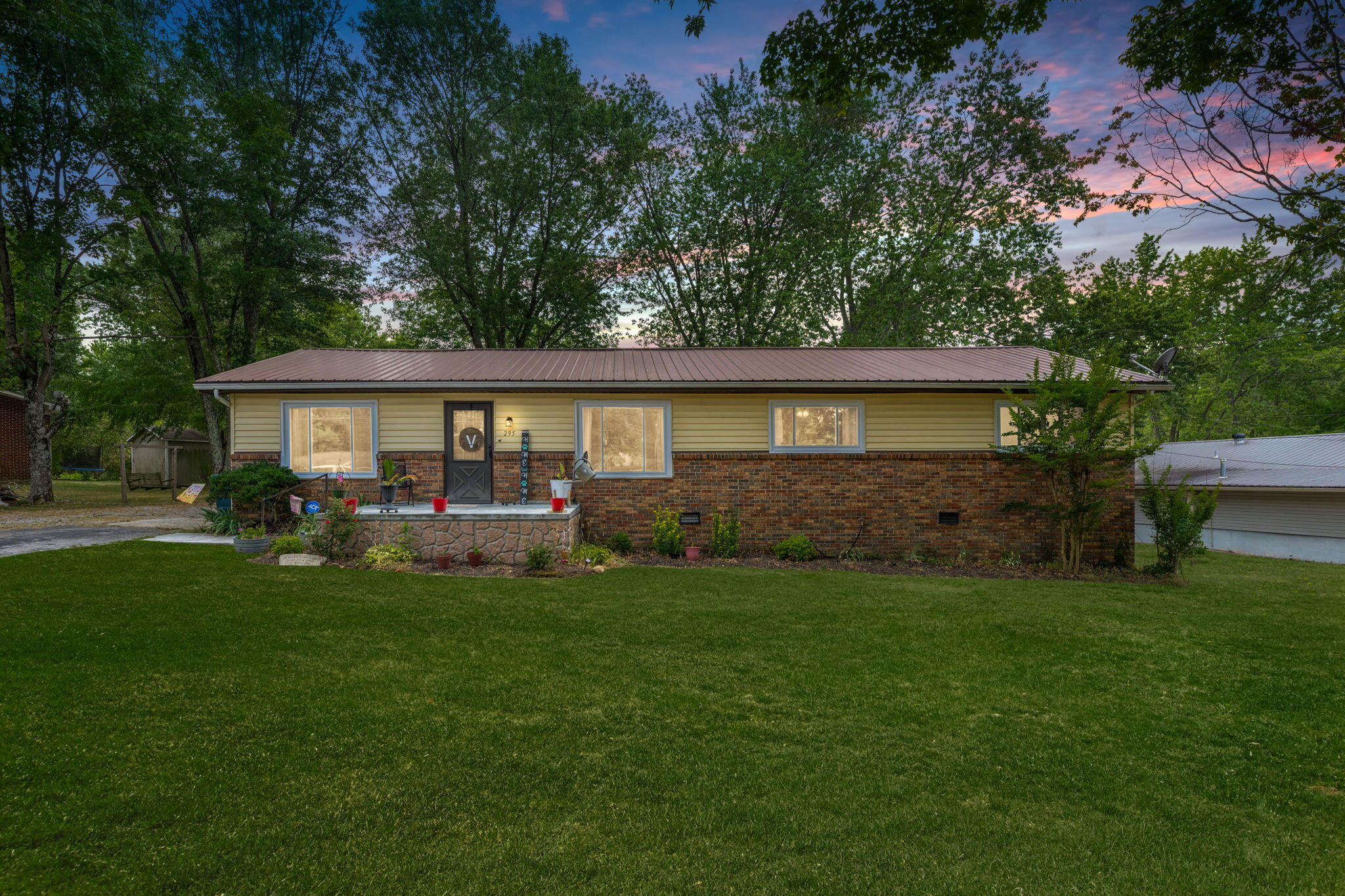 Ivanhoe Ln, Crossville, TN 38555