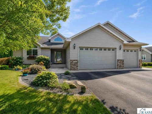 446 Thomas Dr, Eagle Lake, MN, 56024-9683 | Card Image