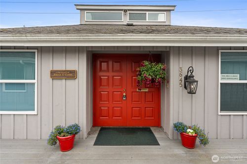 b-3645 N Pearl Street, Tacoma, WA, 98407 | Card Image