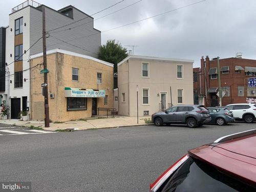 1327 S Warnock St, PHILADELPHIA, PA, 19147-5626 | Card Image