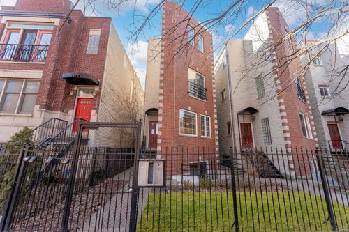 1-1266 N Wood St, Chicago, IL, 60622-3250 | Card Image