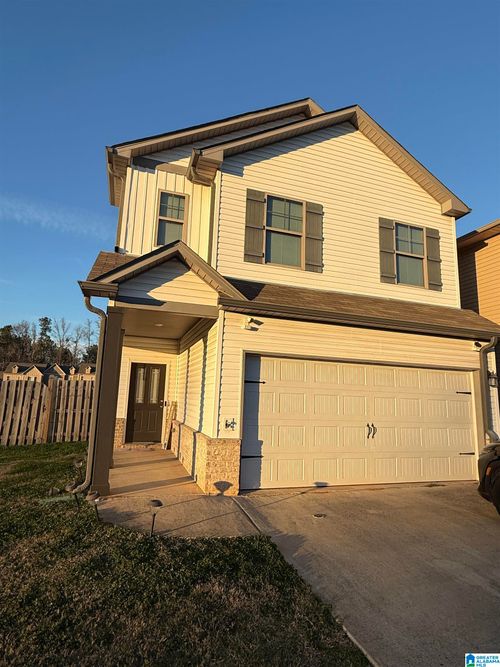 172 The Heights Dr, Calera, AL, 35040-7670 | Card Image