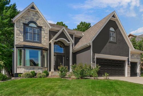 13036 Flint St, Overland Park, KS, 66213-4459 | Card Image