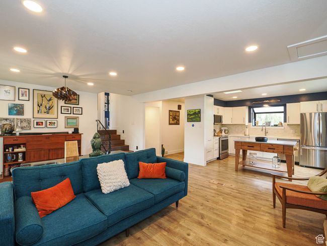 4601 S Creekview Cir, House other with 4 bedrooms, 2 bathrooms and 6 parking in Murray UT | Image 13