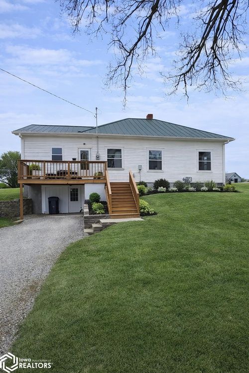 906 Se Q St, Leon, IA, 50144-1538 | Card Image