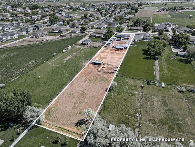 Aerial view of property and surrounding area featuring property boundaries highlighted | Image 48