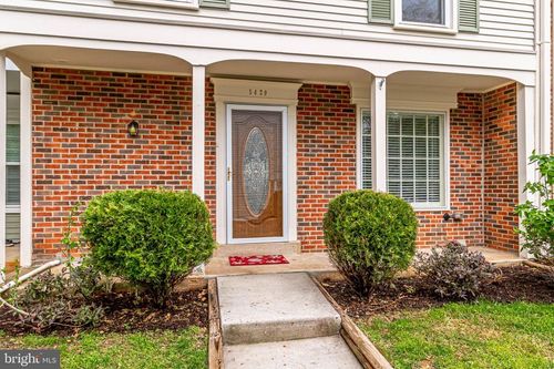 5429 Crows Nest Ct, FAIRFAX, VA, 22032-3302 | Card Image