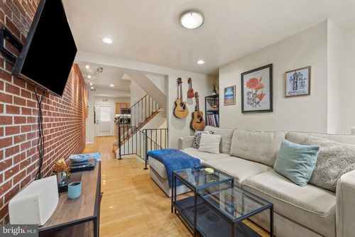 1807 E Lombard St, BALTIMORE, MD, 21231-1813 | Card Image