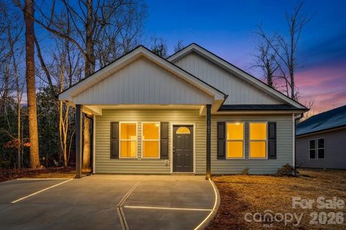 147 W Pine Street, Norwood, NC, 28128 | Card Image