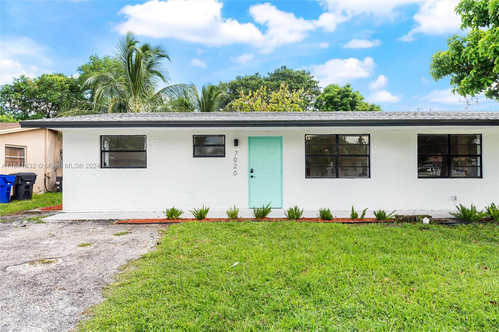 19th Ct, Pompano Beach, FL 33068