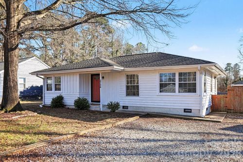 3736 Durham Ln, Charlotte, NC, 28269-4120 | Card Image