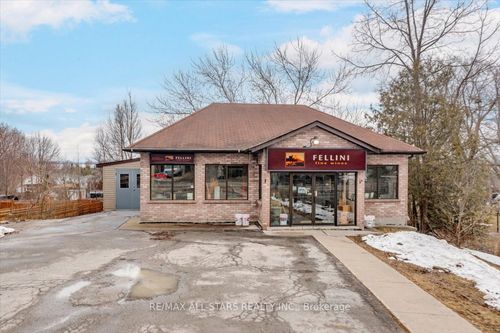 30 The Queensway N/A S, Georgina, ON, L4P1Y9 | Card Image