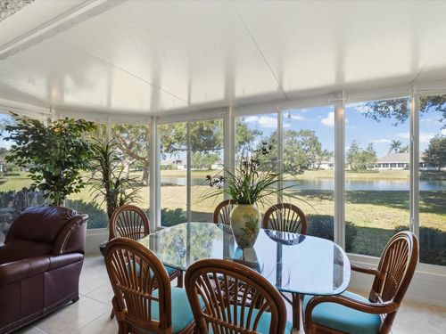 1950 Acadia Greens Dr, SUN CITY CENTER, FL, 33573-8051 | Card Image