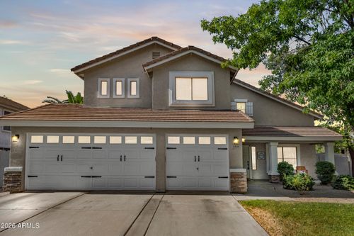 3334 E Washington Ave, Gilbert, AZ, 85234-4105 | Card Image