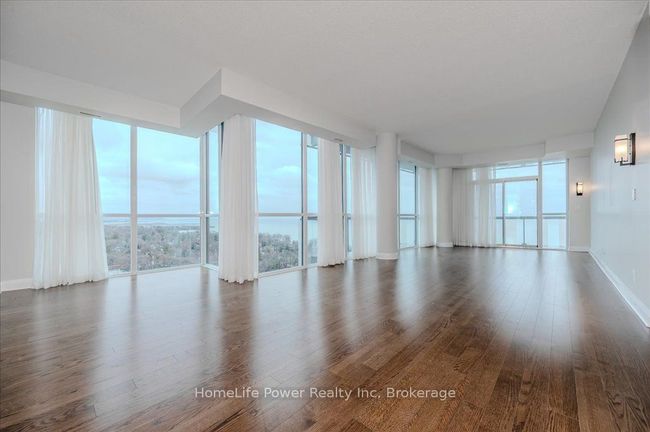 2102 - 1 Hurontario St, Condo with 2 bedrooms, 3 bathrooms and null parking in Mississauga ON | Image 9
