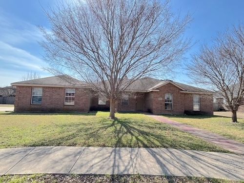 107 Cascade Court, Red Oak, TX, 75154 | Card Image