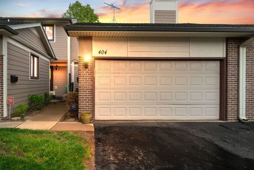 404 Bluebird Ln, Deerfield, IL, 60015-3618 | Card Image